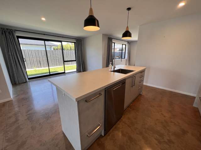 9 Johnson Avenue Amberley_2