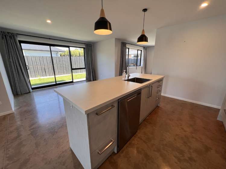 9 Johnson Avenue Amberley_2