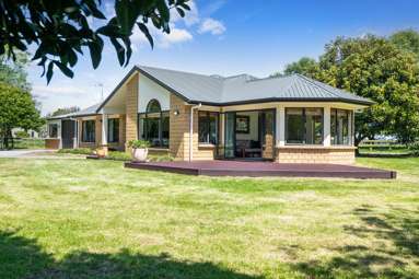 446 Mystery Creek Road_1