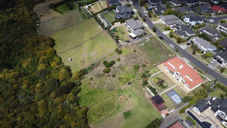 70 Chateau Rise Flat Bush_3