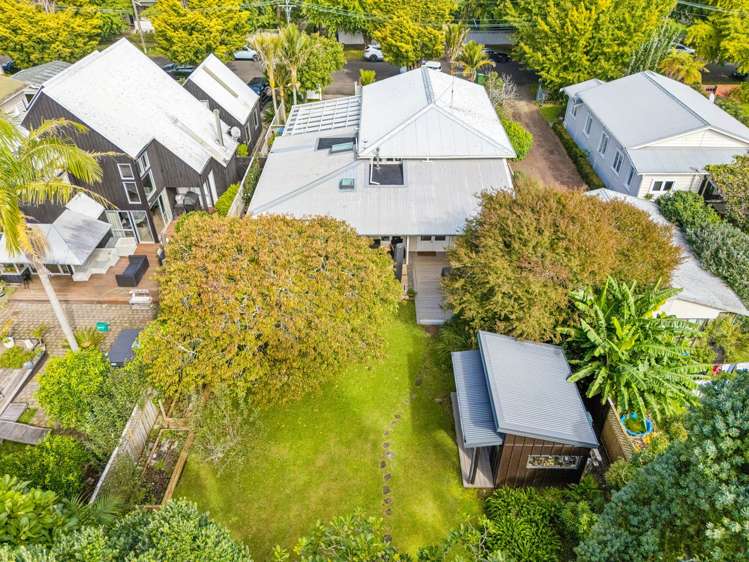 27 Beckenham Avenue Royal Oak_23