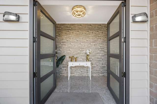 1 & 1A Ballyholey Drive Flat Bush_4