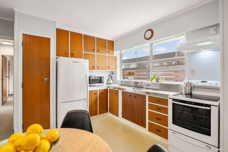 2/105 Coronation Road Papatoetoe_5