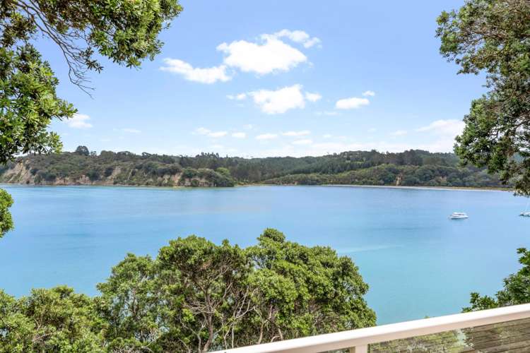 9 Ferry Road Wade Heads_2