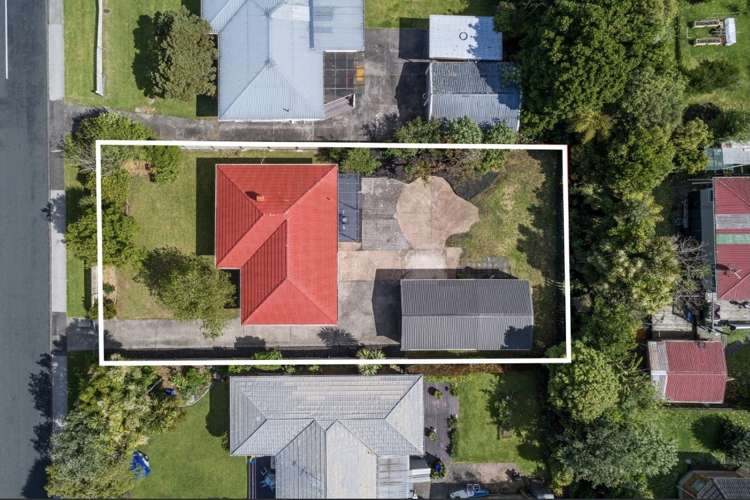 6 Gill Avenue Te Atatu Peninsula_15