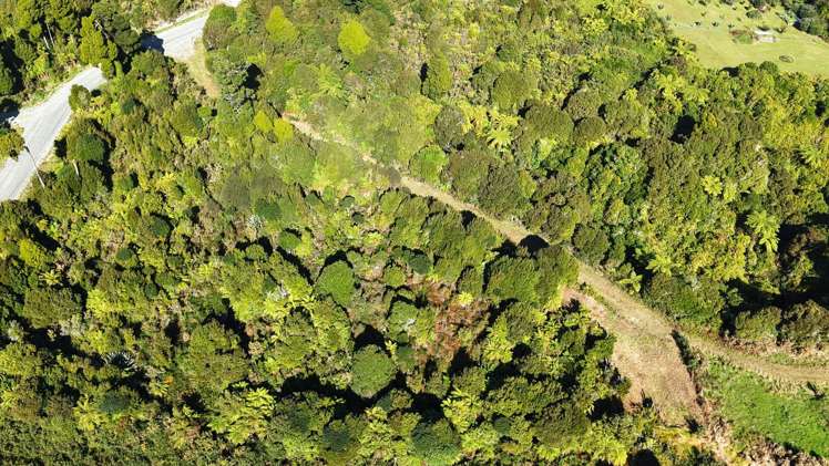 37 South Terrace Road Karamea_4