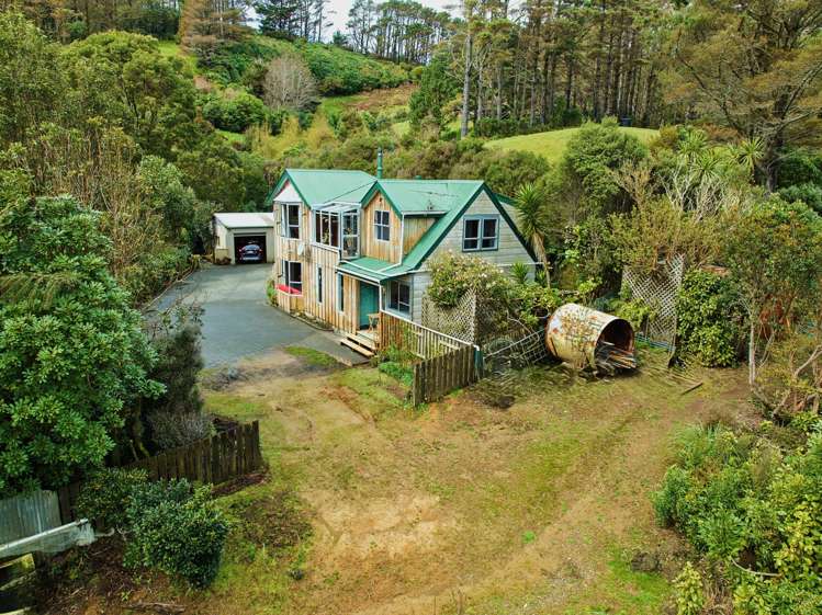 8 Hillcroft Road_0