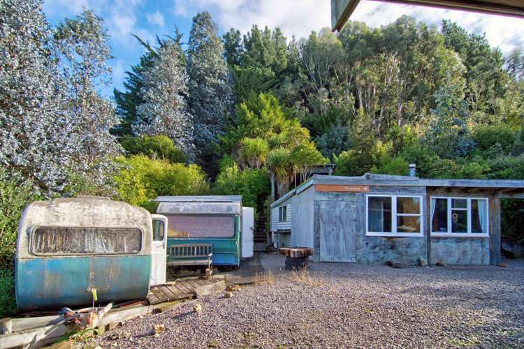 1529 Otahome Road Otahome_10