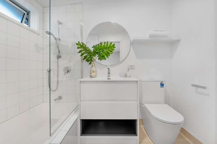 17/13 Kaihu Street Northcote_9