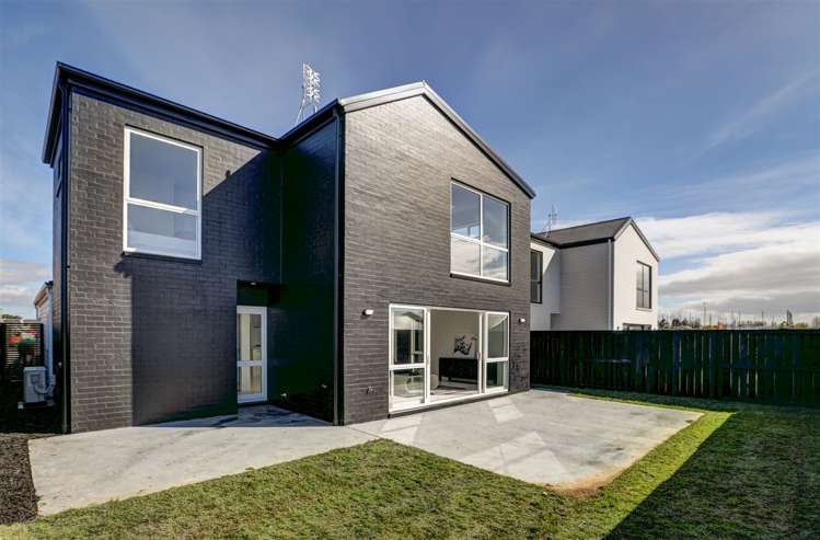 4 Squire Avenue Chartwell_16