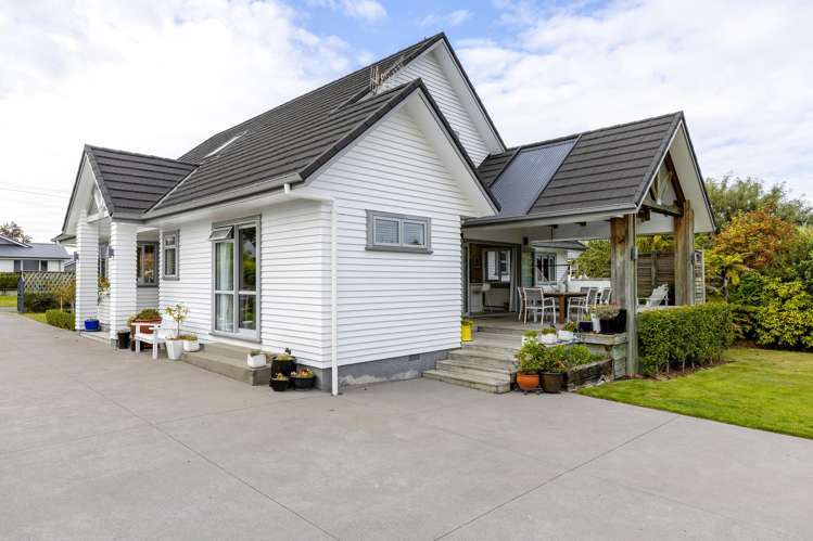 6 Heathcote Street Central_22