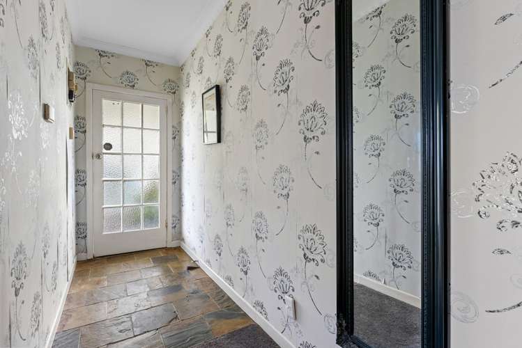 264 Glenbrook Beach Road Glenbrook_16