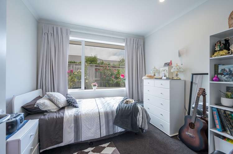 11 Fullford Drive Richmond_10