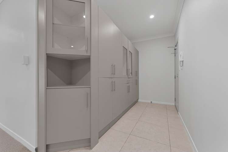 102/2 Gracechurch Drive Flat Bush_10