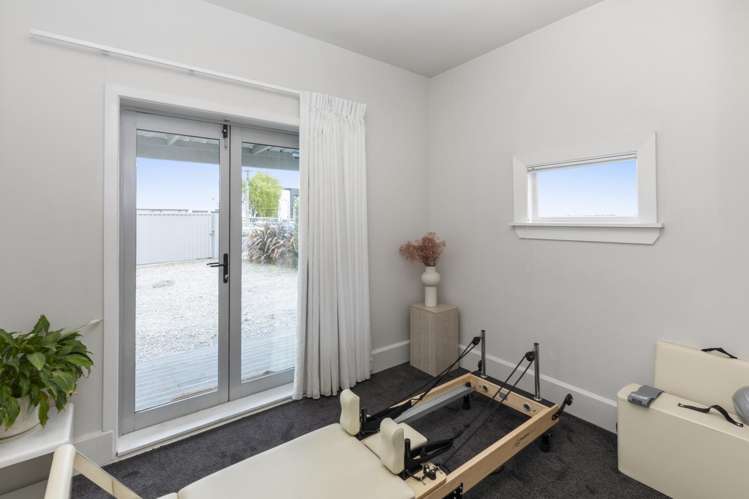 71 Nursery Road Phillipstown_10