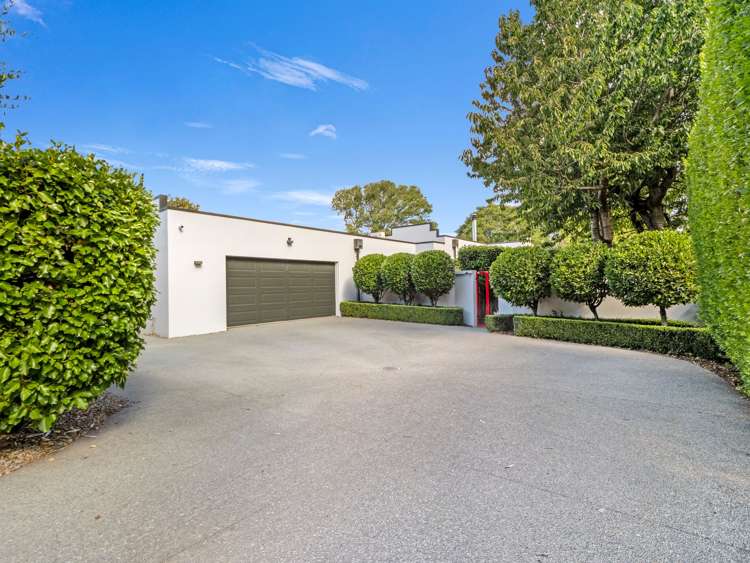 76 Moffat Drive Lincoln_34