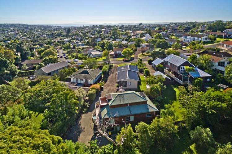 2/88 Langana Avenue Browns Bay_23