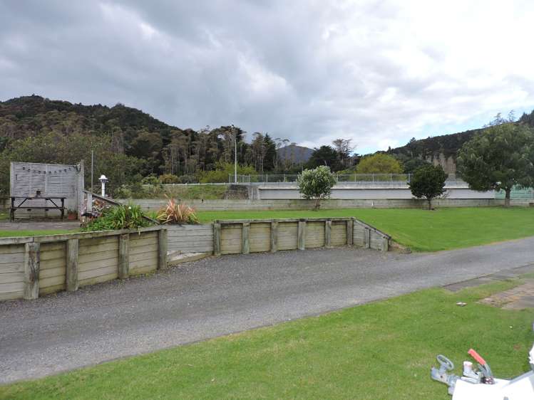 472 Thames Coast Sh25 Road Te Puru_9