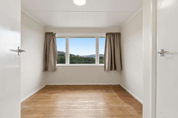 82 Turnbull Street Brockville_11