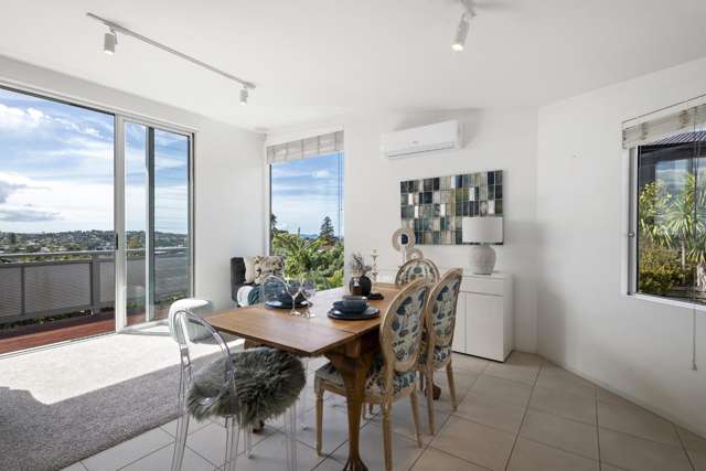1/598 Beach Road Rothesay Bay_4
