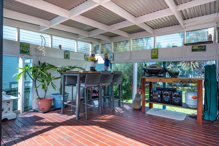 2/3 Cezanne Place New Lynn_16