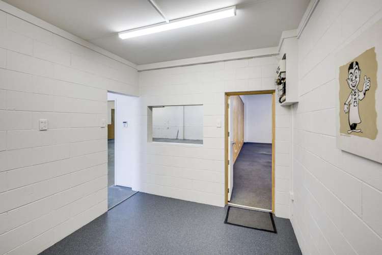 405 Avenue Road East Hastings Central_9