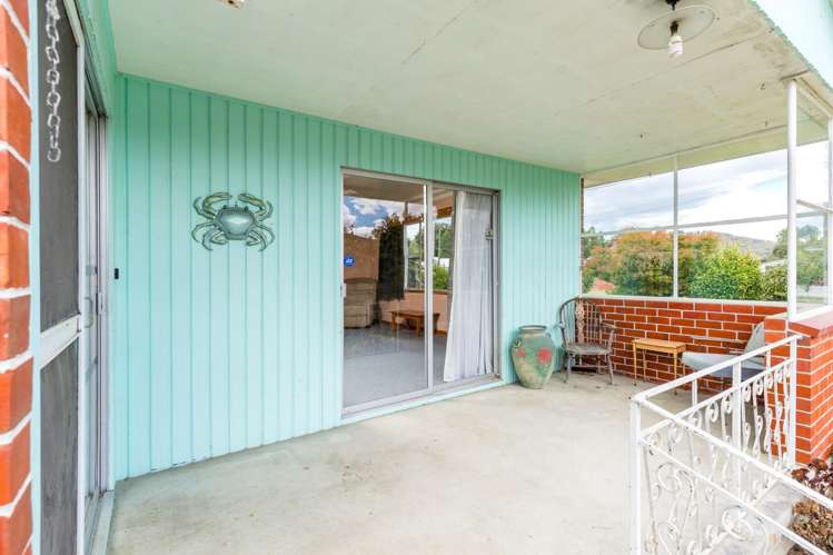 2 Betten Street Waimate_16