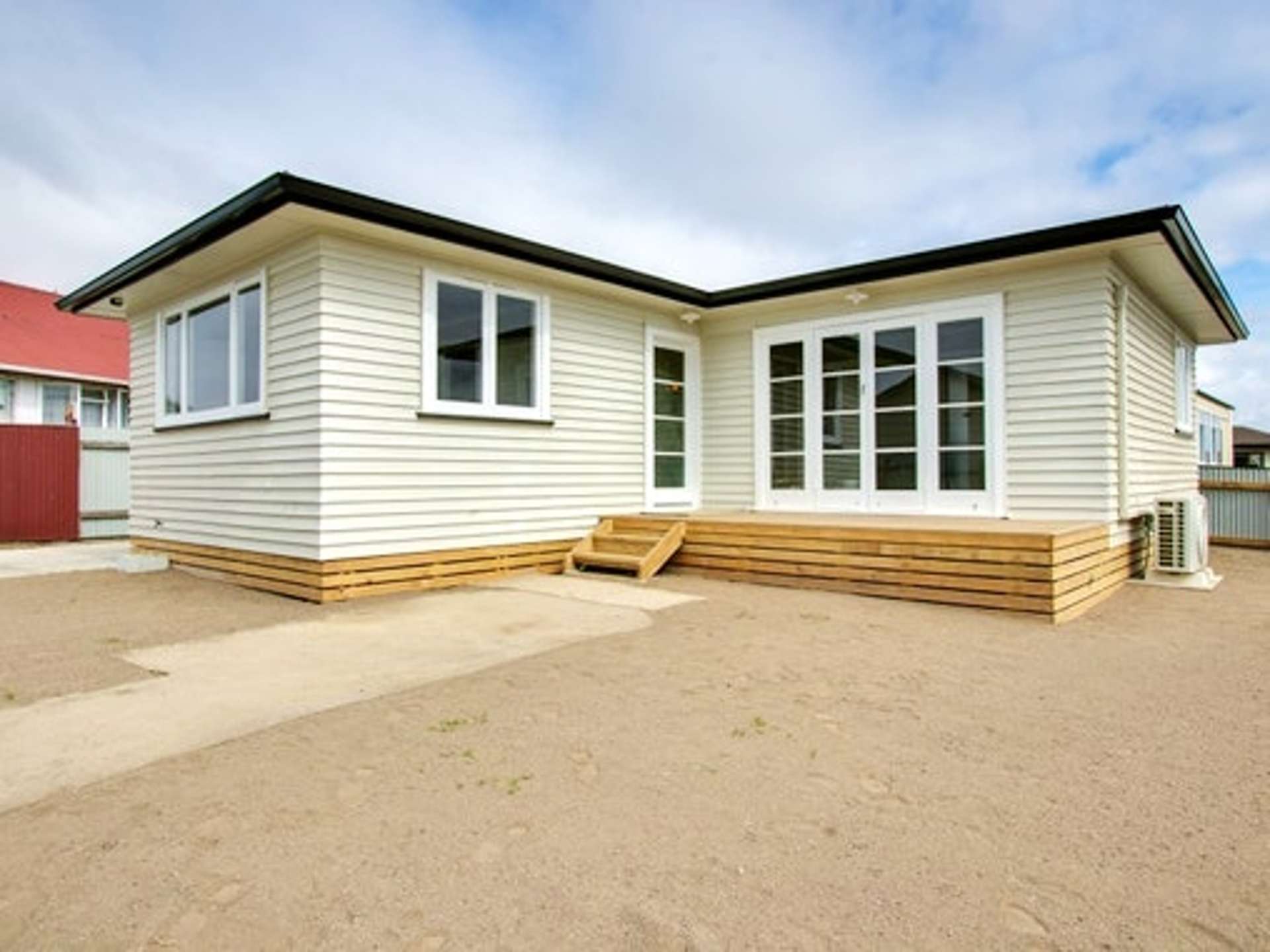 333 Flaxmere Avenue 10480_0