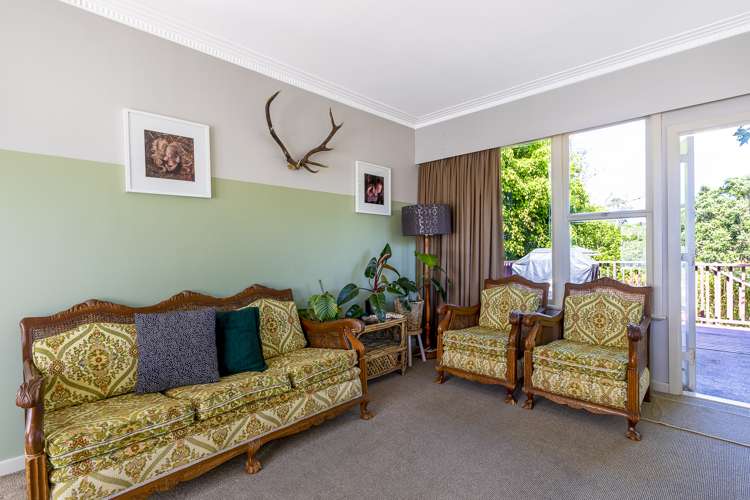 52 Sylvan Crescent Te Atatu South_9