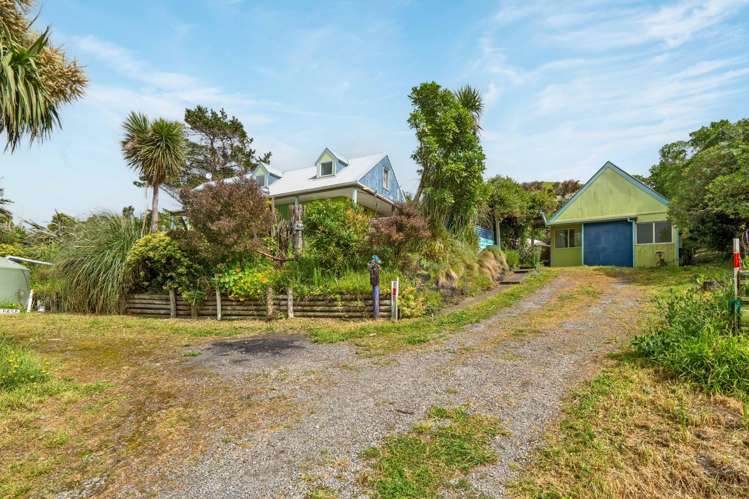 22 Whangaimoana Beach Road Whangaimoana_23