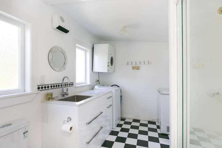 92 Mortimer Terrace Brooklyn_8