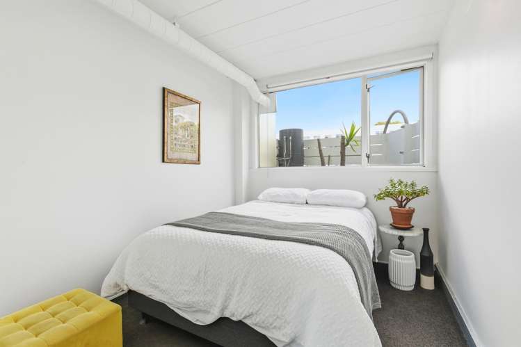 1N/51 Webb Street Mount Cook_9