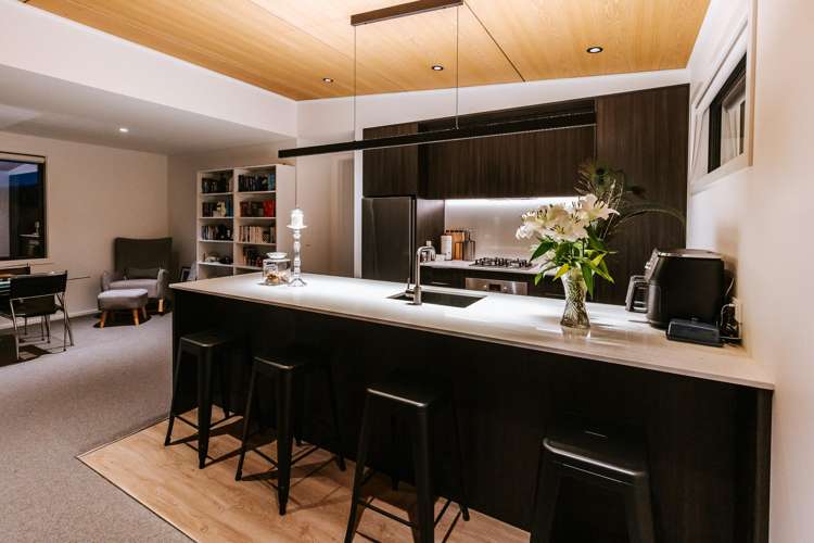 30 Burbank Road_5