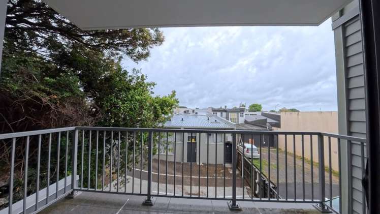 2M/3 Keystone Avenue Mt Roskill_5