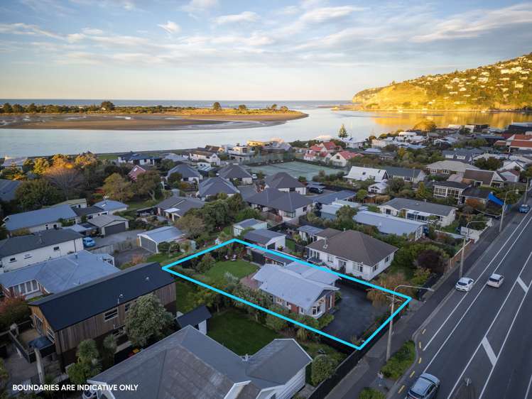 65 Main Road Redcliffs_18