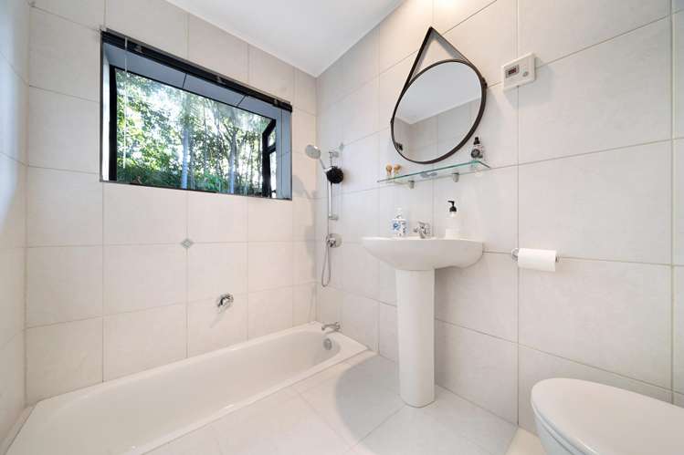 89a View Road Henderson_21