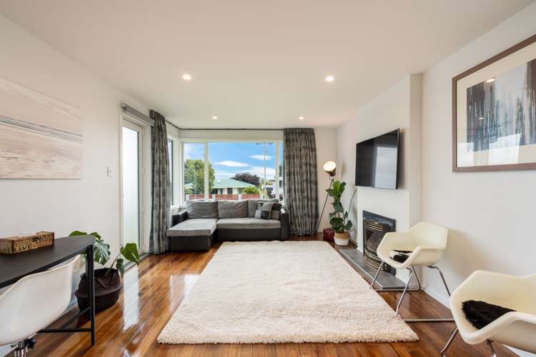 25 Gilkison Street Halfway Bush_2