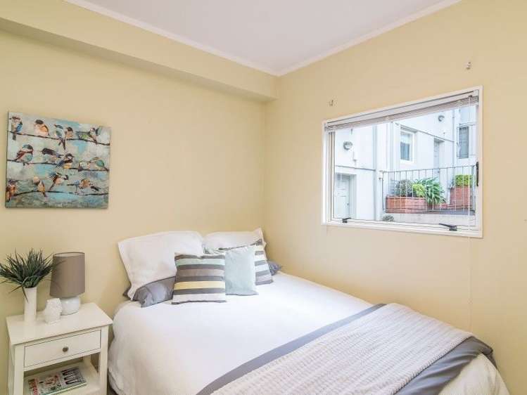 9/2 Mcfarlane Street Mount Victoria_16