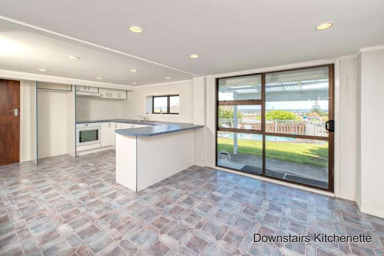 30 Hillcrest Grove Hillpark_11