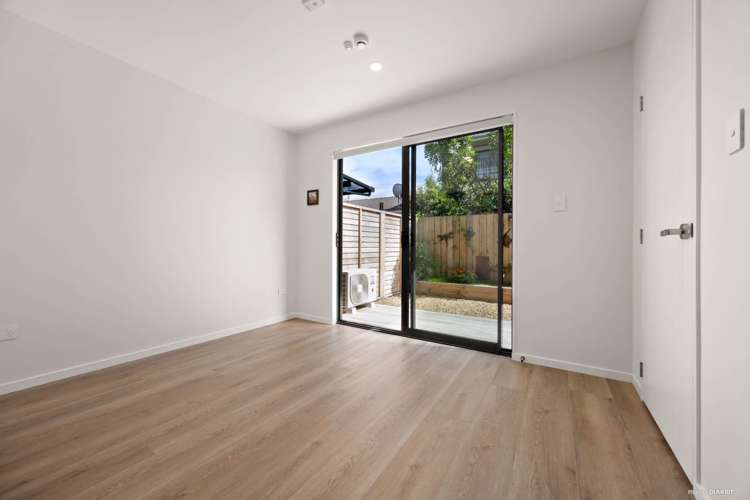 6/35 Centreway Road Orewa_10