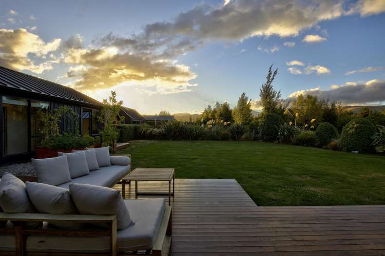 14 Jacks Point Rise Jacks Point_14