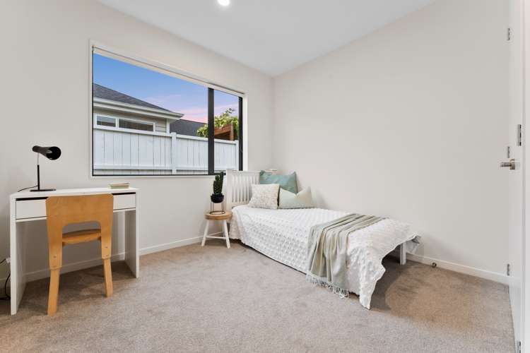 18 Siren Street Wainui_16