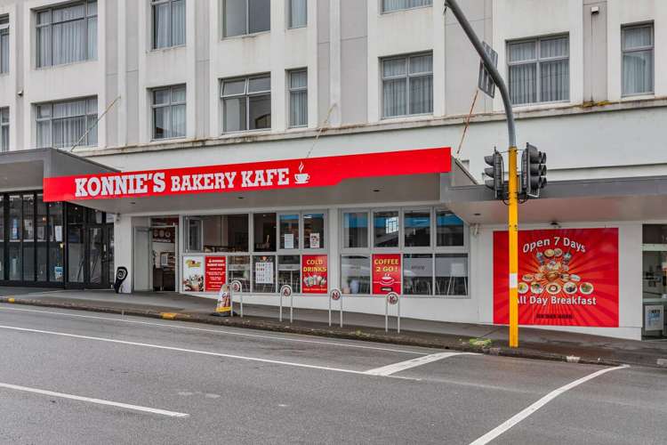Unit 6, 58 Bank Street Central Whangarei_13