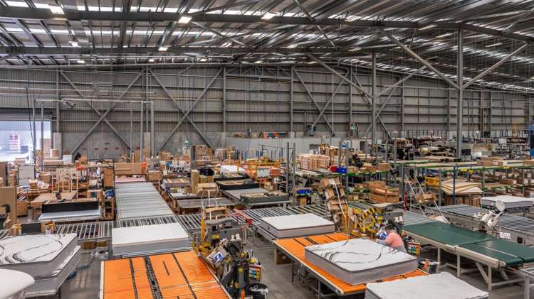 4 Sir James Wattie Drive Hornby_12