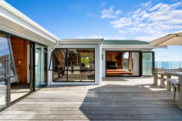 3 Edwin Mitchelson Road Muriwai Beach_26