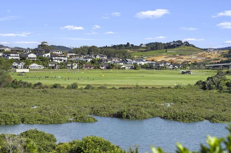 53a Moffat Road Red Beach_14