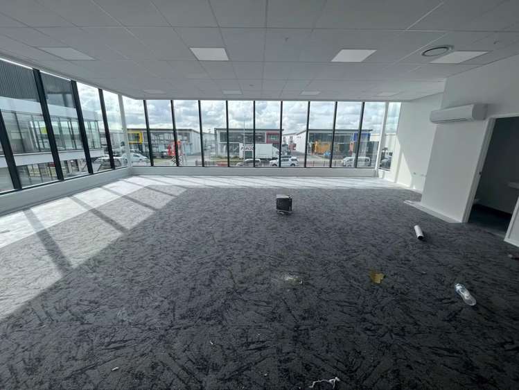 Unit E | 8 Chonny Crescent Manurewa_3