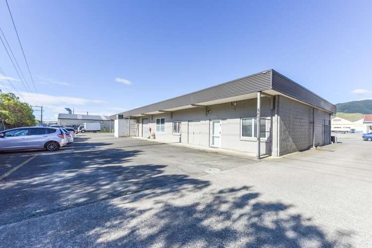 8 & 10 Kotua Place Stoke_17