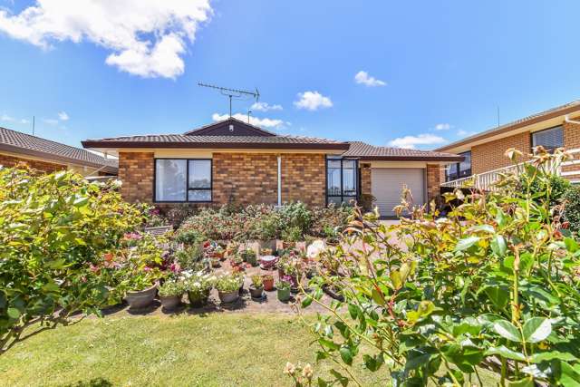 2/56 Gills Avenue Papakura_1