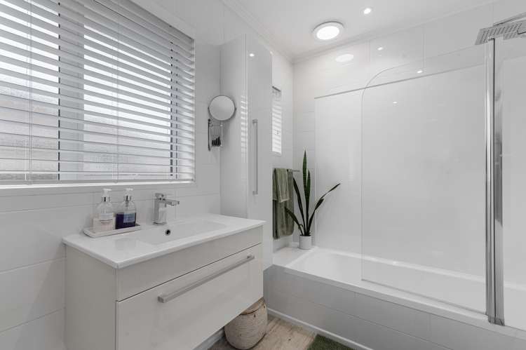 75 Appleby Crescent Burnside_3